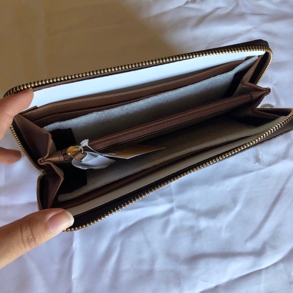 🆕 Michael Kors Wallet - Picture 2 of 2